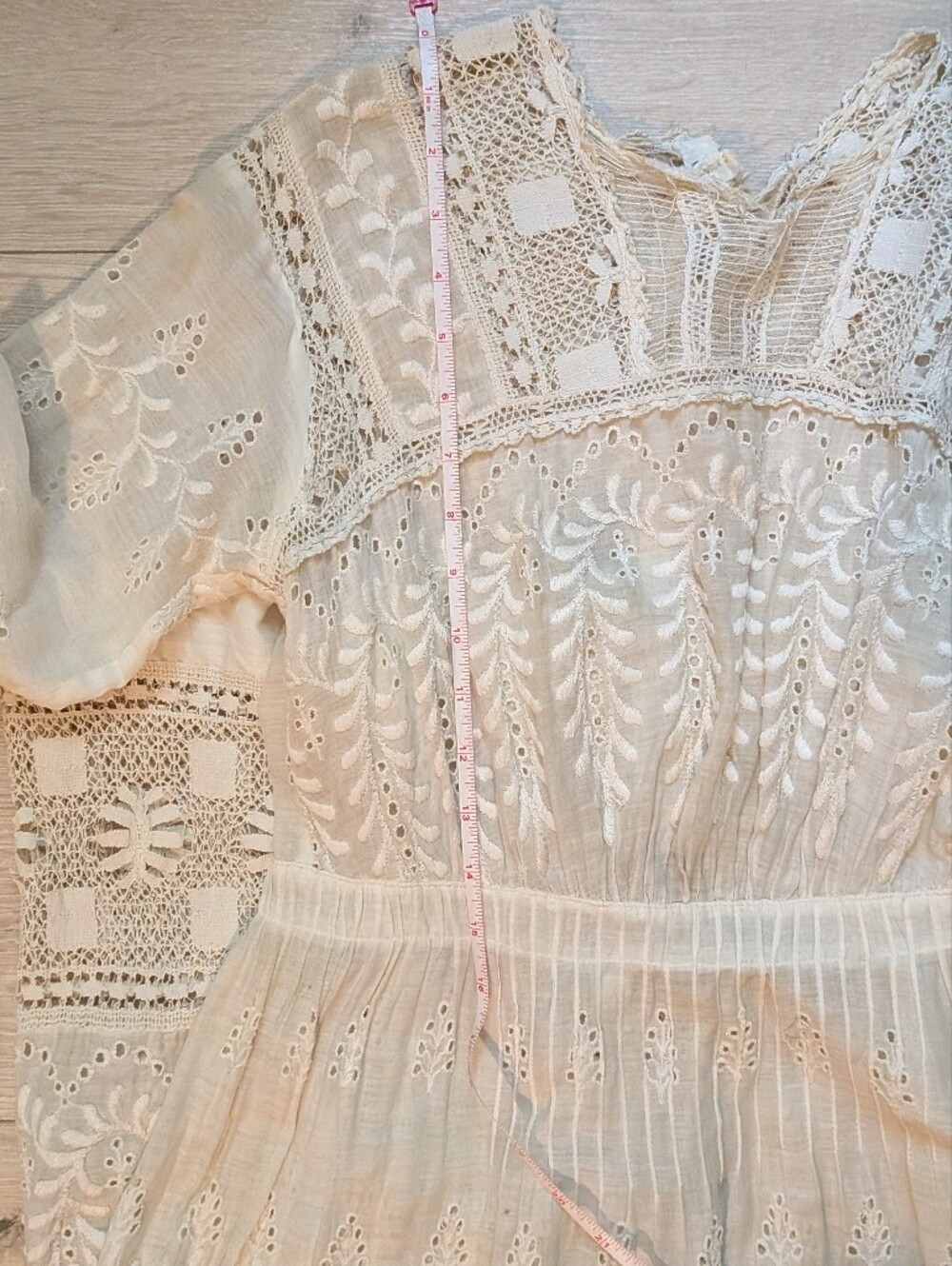 ANTIQUE Lawn Dress - Picture 13 of 16
